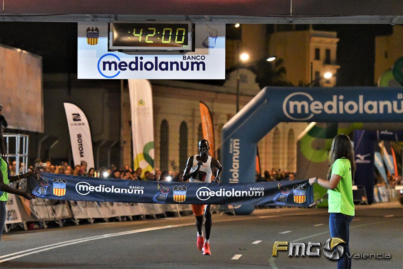 15K-NOCTURNA-VALENCIA-2018-BANCO-MEDIOLANUM-FMGVALENCIA-FILI-NAVARRETE(22)