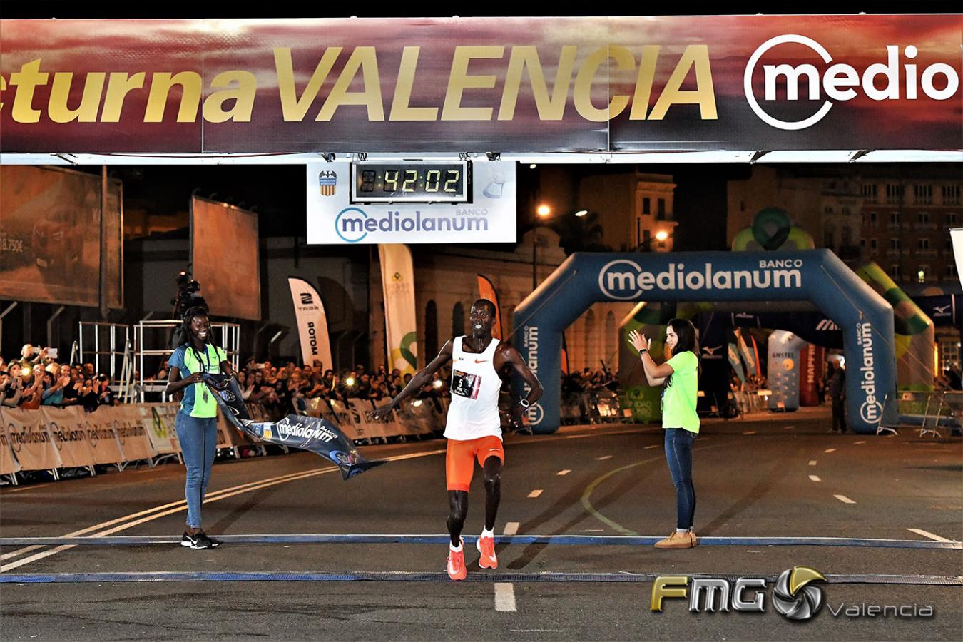 15K-NOCTURNA-VALENCIA-2018-BANCO-MEDIOLANUM-FMGVALENCIA-FILI-NAVARRETE(26)