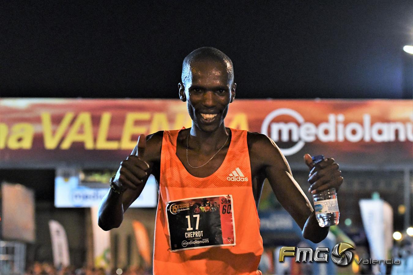 15K-NOCTURNA-VALENCIA-2018-BANCO-MEDIOLANUM-FMGVALENCIA-FILI-NAVARRETE(30)