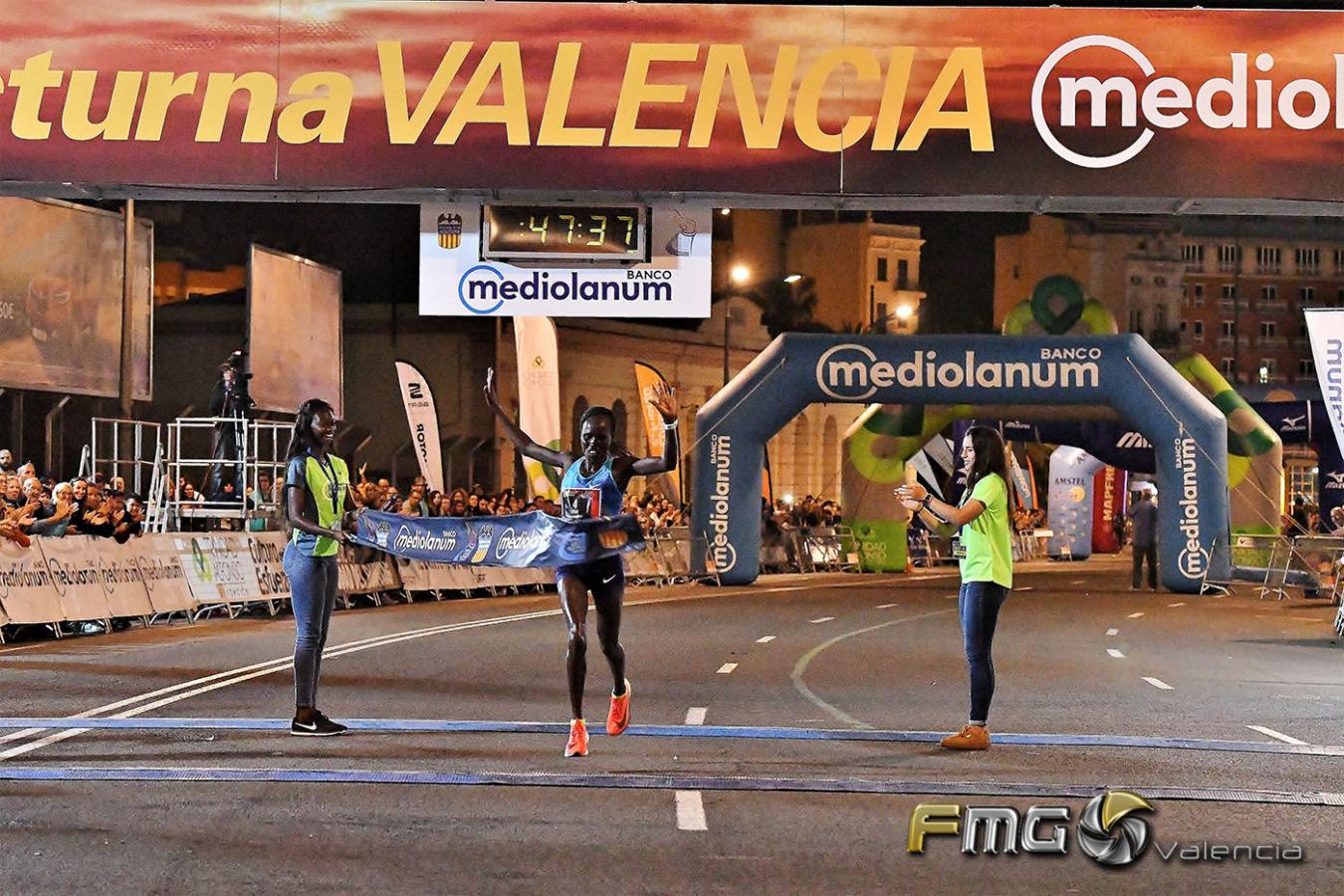 15K-NOCTURNA-VALENCIA-2018-BANCO-MEDIOLANUM-FMGVALENCIA-FILI-NAVARRETE(38)