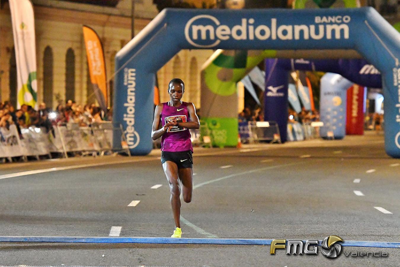 15K-NOCTURNA-VALENCIA-2018-BANCO-MEDIOLANUM-FMGVALENCIA-FILI-NAVARRETE(43)