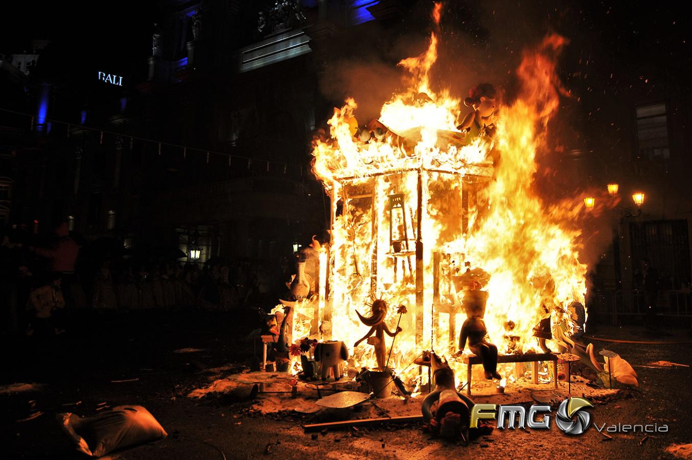 CREMA-FALLAS-2019-FMGVALENCIA-FILI-NAVARRETE(207)