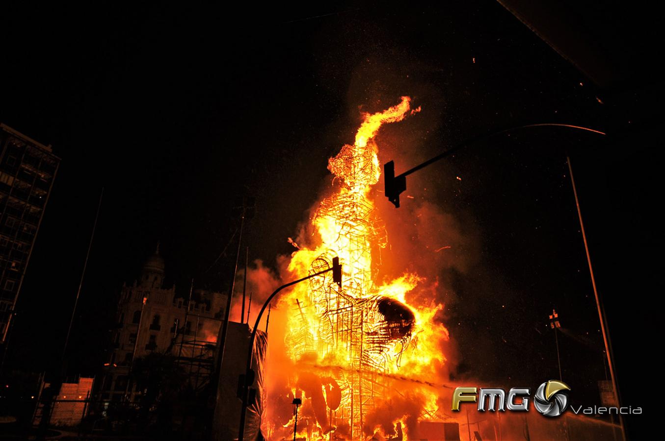 CREMA-FALLAS-2019-FMGVALENCIA-FILI-NAVARRETE(210)