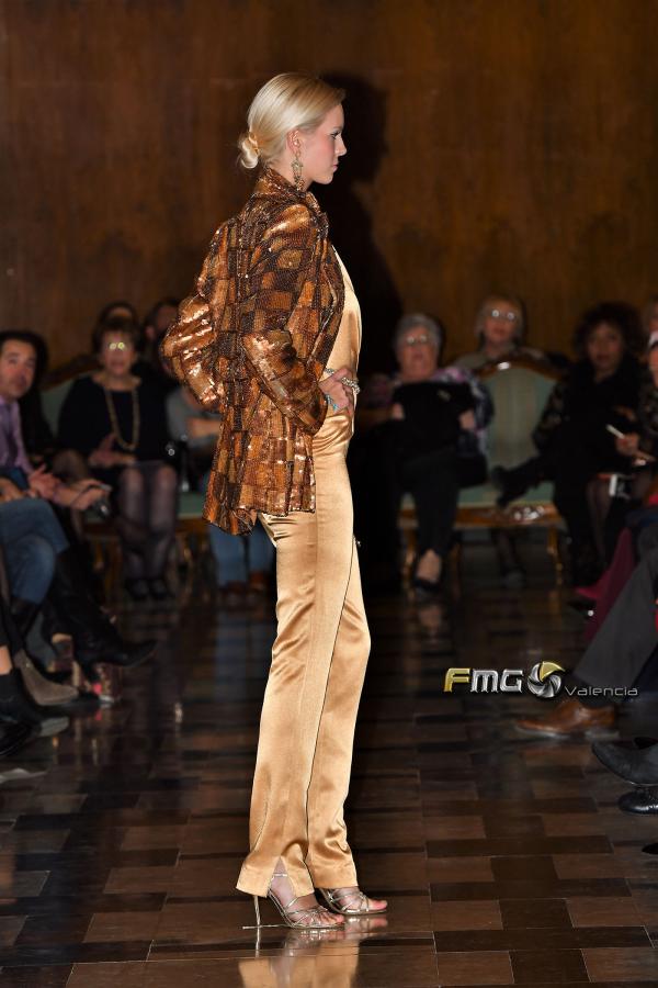DESFILE-MODA-ATENEO-VALENCIA-2017-AFAV-FMGVALENCIA-FILI-NAVARRETE (72)
