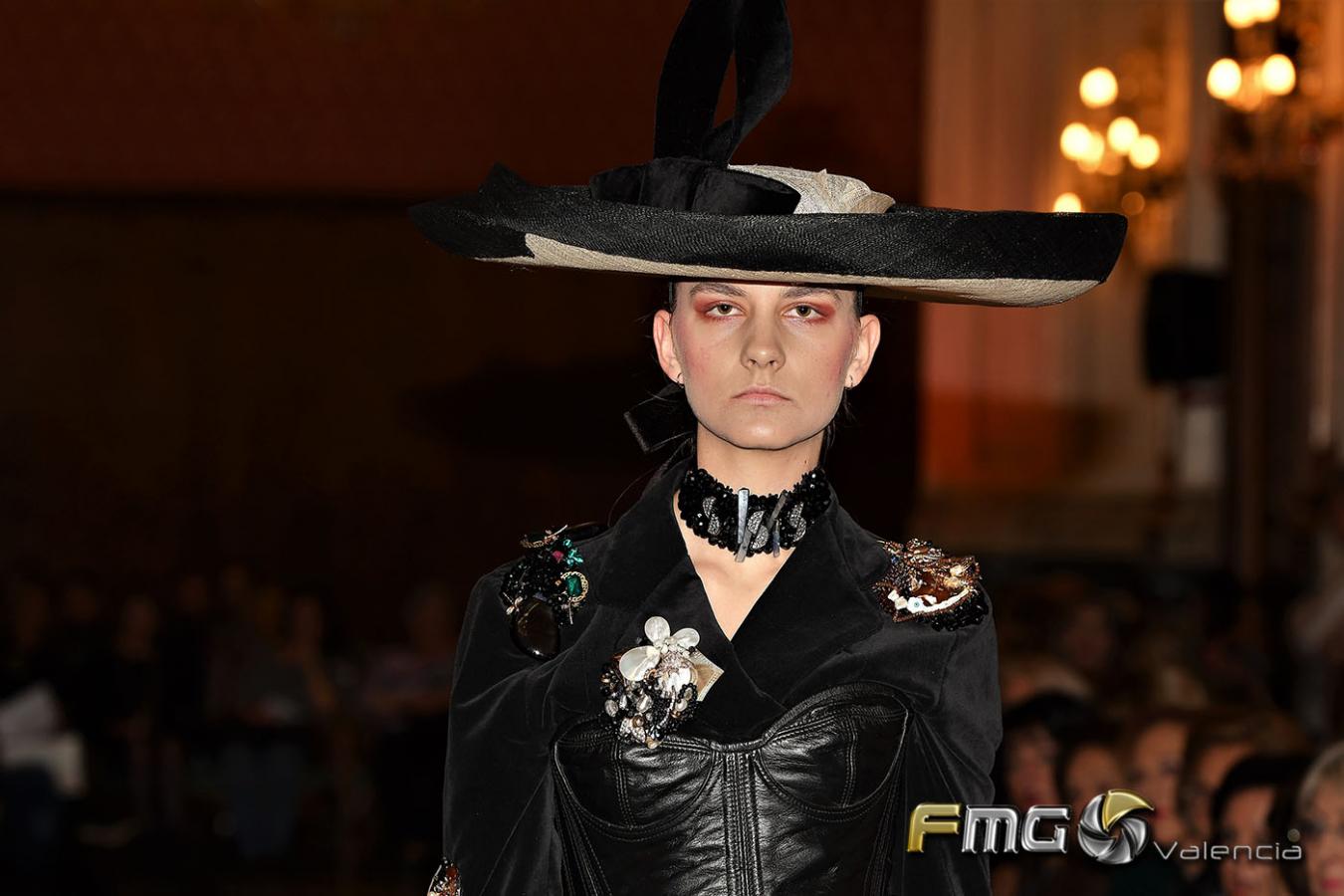 DESFILE-MODA-ATENEO-VALENCIA-2017-AFAV-FMGVALENCIA-FILI-NAVARRETE (9)