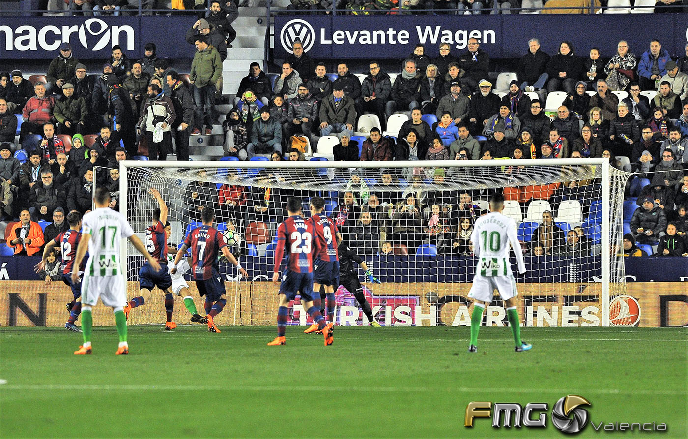 LEVANTE-0-2-BETIS-2018-FMGVALENCIA-FILI-NAVARRETE (1)