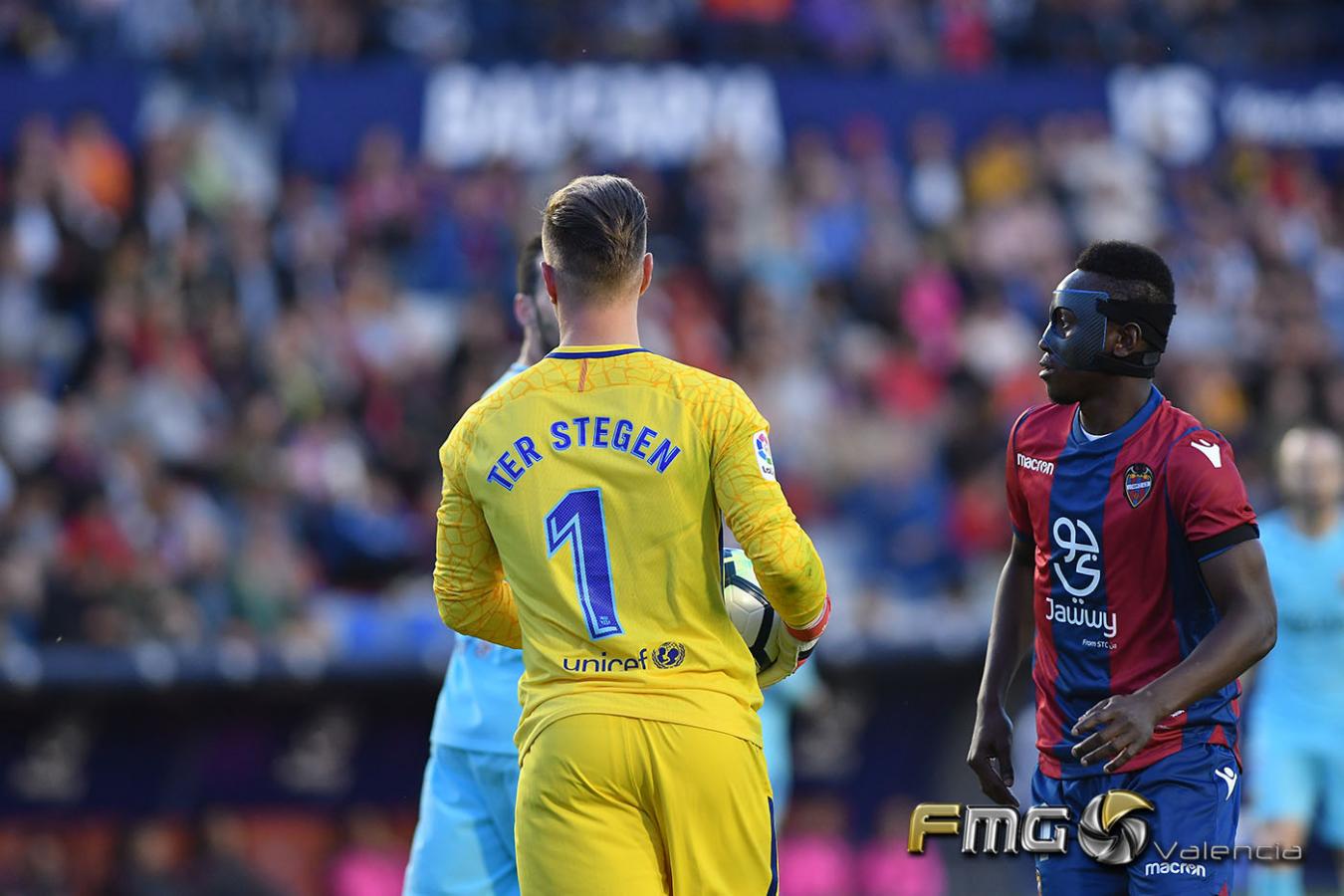 LEVANTE-5-4-BARCELONA-2018-fmgvalencia-fili-navarrete (10)