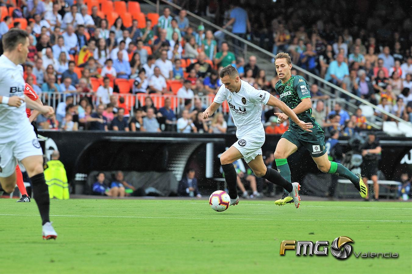 Valencia-0-0-Betis-2018-FMGValencia-Fili-Navarrete (3)