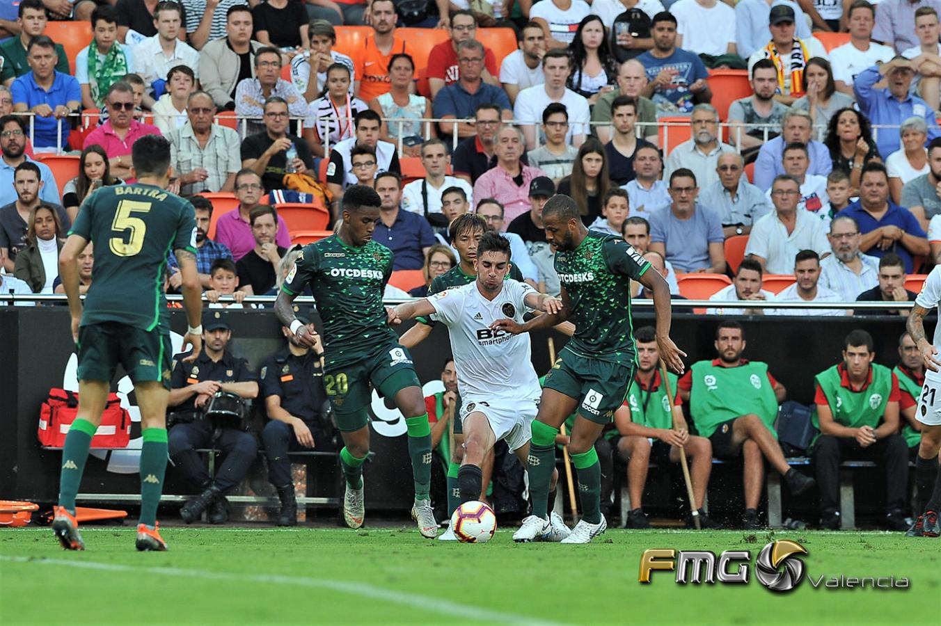 Valencia-0-0-Betis-2018-FMGValencia-Fili-Navarrete (36)