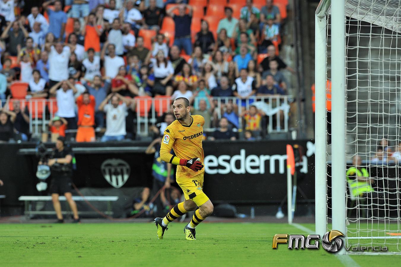 Valencia-0-0-Betis-2018-FMGValencia-Fili-Navarrete (44)