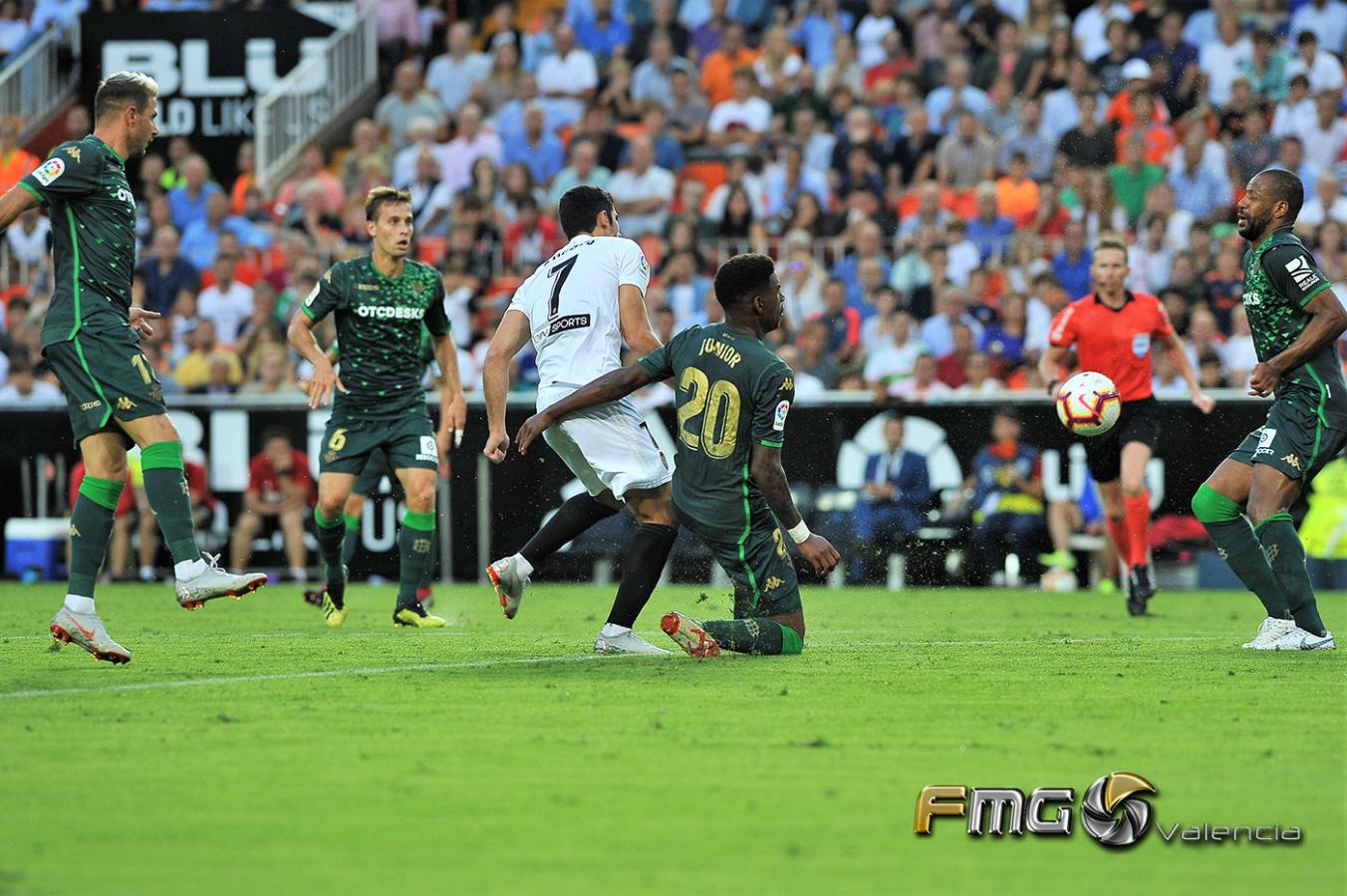 Valencia-0-0-Betis-2018-FMGValencia-Fili-Navarrete (57)