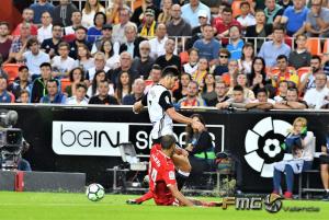 partido-futbol-Valencia-Sevilla-2017-fmgvalencia-fili-navarrete  (59)