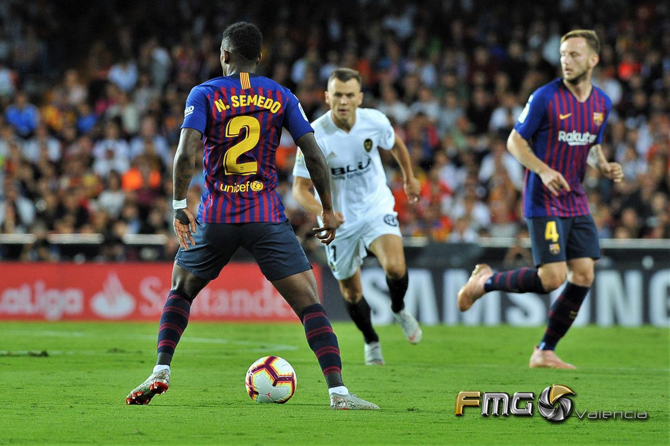 Valencia-1-1-Barcelona-2018-FMGValencia-Fili-Navarrete (28)