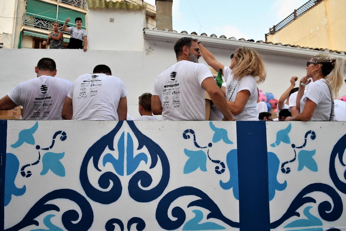 Cabalgata-de-la-Cerámica-de-Manises-2017-fmg-valencia-fili-navarrete (13)