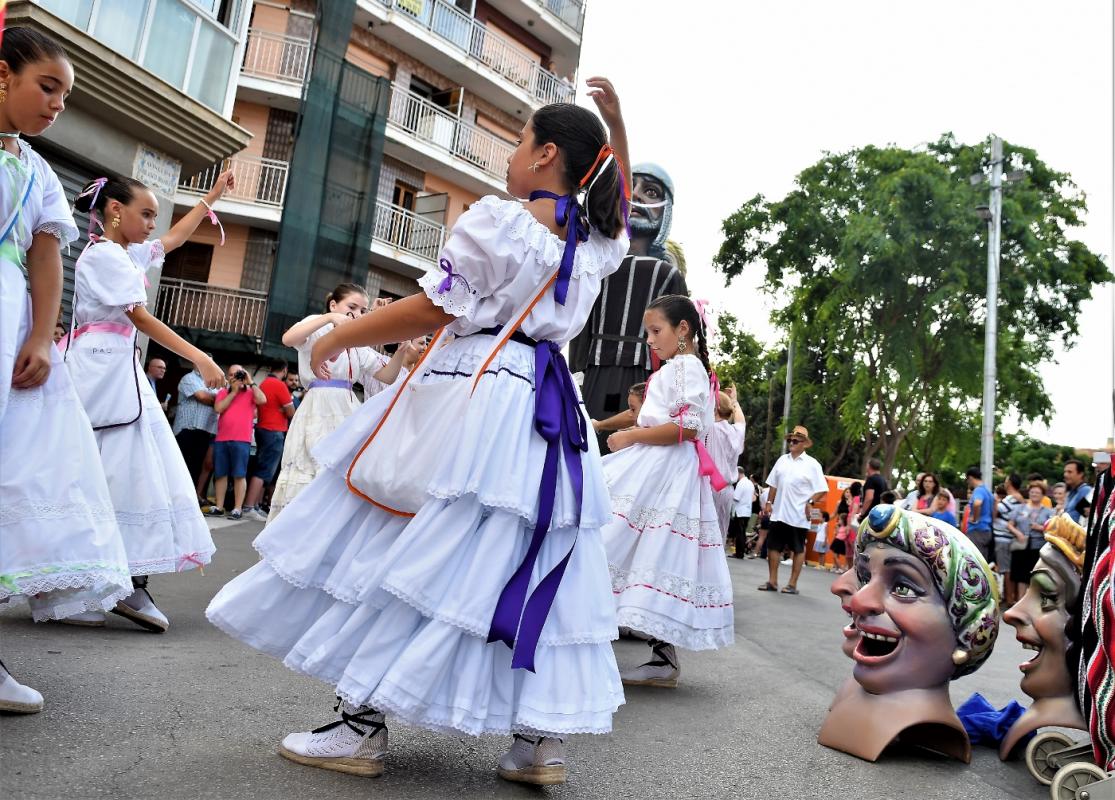 Cabalgata-de-la-Cerámica-de-Manises-2017-fmg-valencia-fili-navarrete (4)