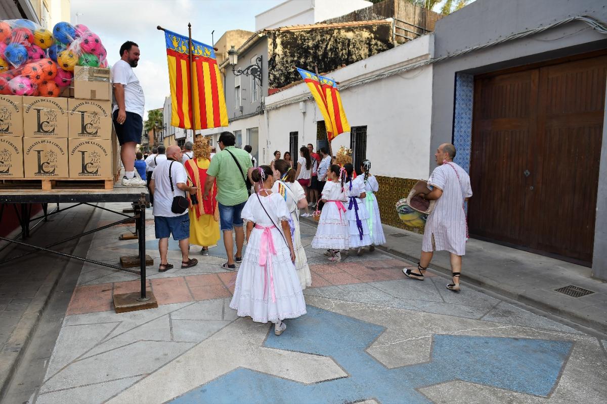 Cabalgata-de-la-Cerámica-de-Manises-2017-fmg-valencia-fili-navarrete (9)