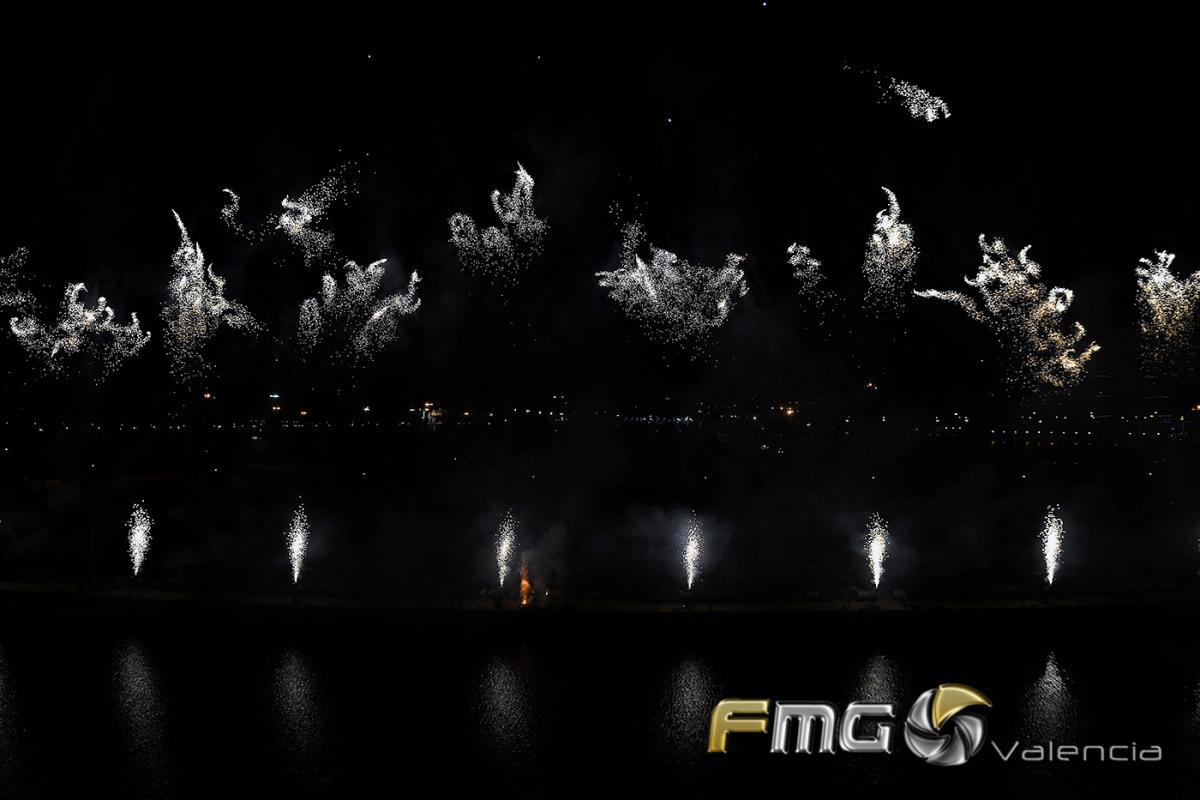 castillo-piromusical-feria-julio-valencia-2017-ricardo-caballer-fmg-valencia-fili-navarrete (1)