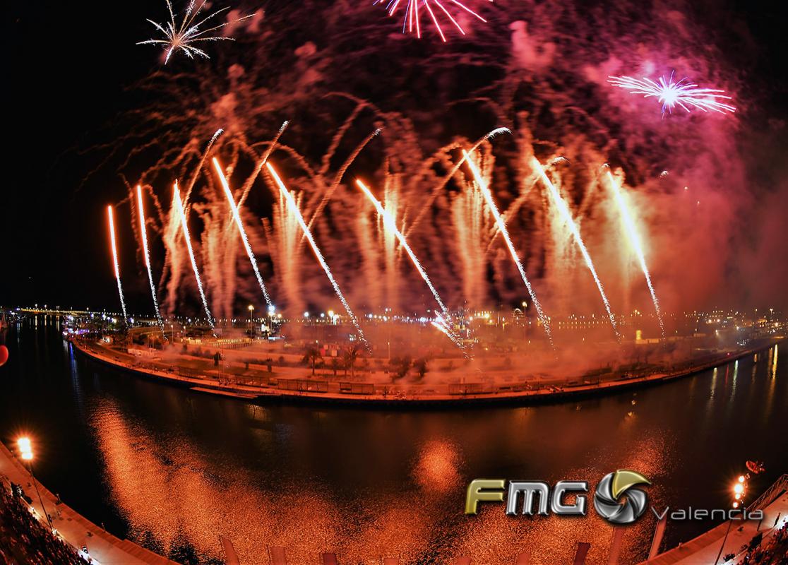 castillo-piromusical-feria-julio-valencia-2017-ricardo-caballer-fmg-valencia-fili-navarrete (31)