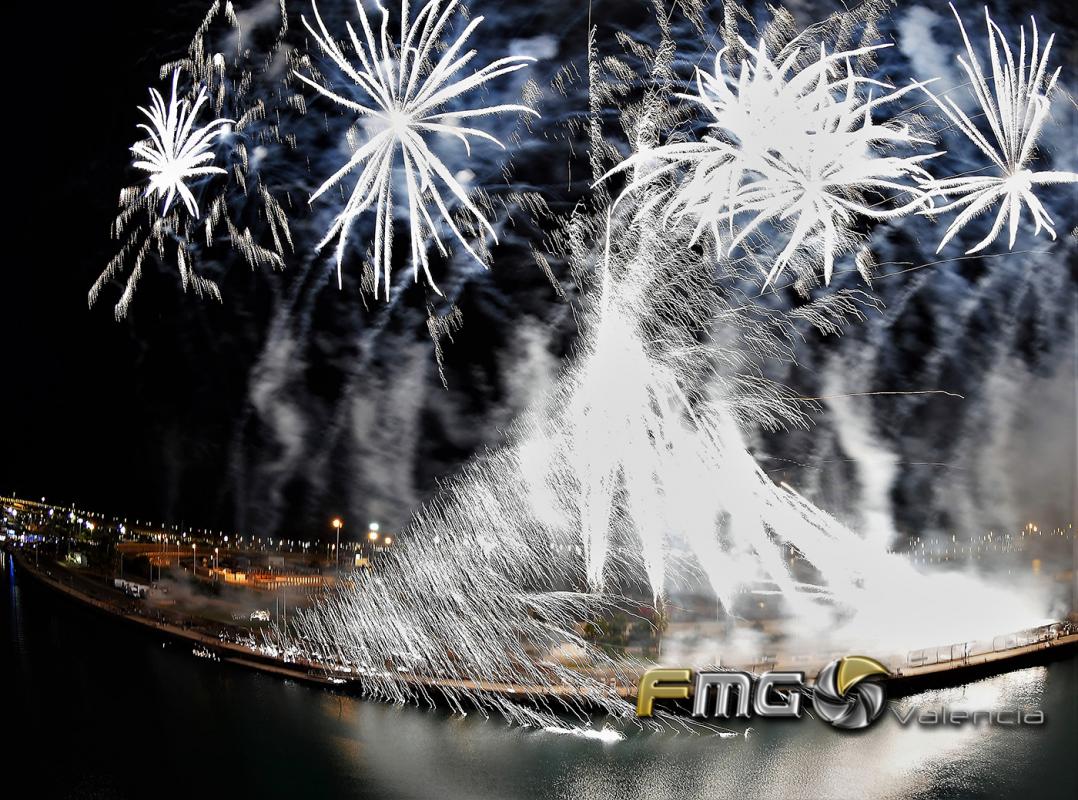 castillo-piromusical-feria-julio-valencia-2017-ricardo-caballer-fmg-valencia-fili-navarrete (35)