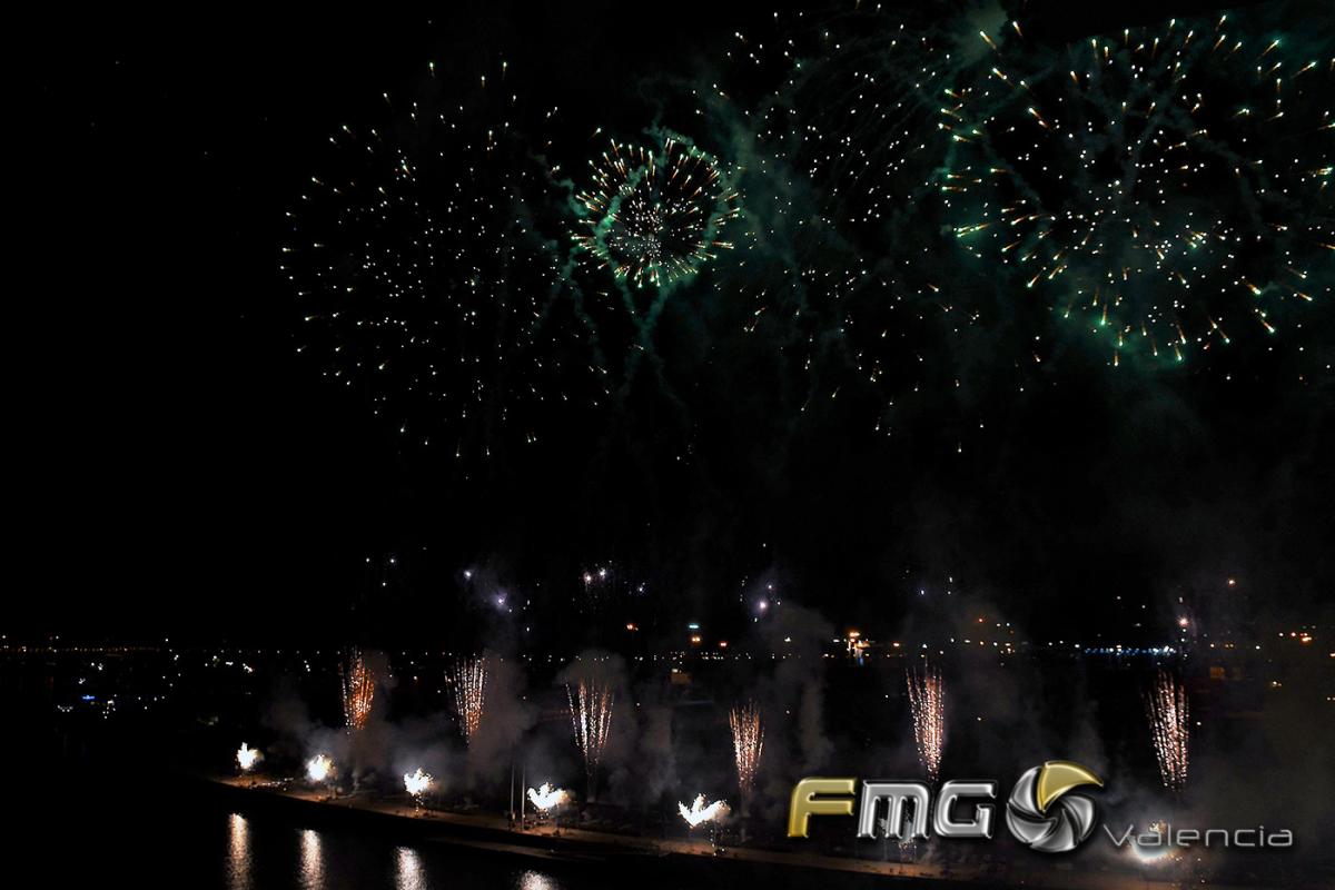 castillo-piromusical-feria-julio-valencia-2017-ricardo-caballer-fmg-valencia-fili-navarrete (4)