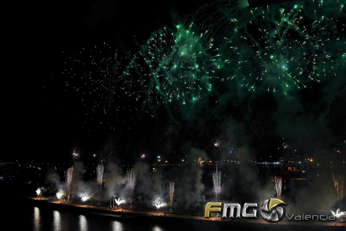 castillo-piromusical-feria-julio-valencia-2017-ricardo-caballer-fmg-valencia-fili-navarrete (5)